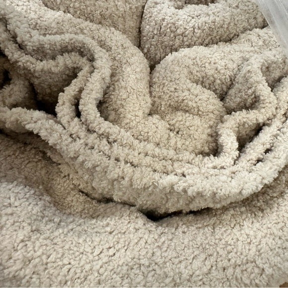 SUNDAY CITIZEN Snug Bed King Cozy Cream Blanket - Picture 5 of 7